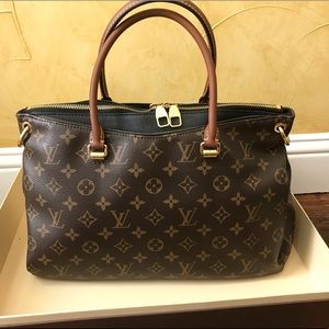 Louis Vuitton Monogram Pallas BB